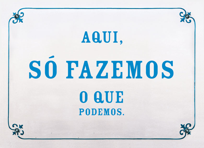 Pausa sindical de um encantador de serpente.